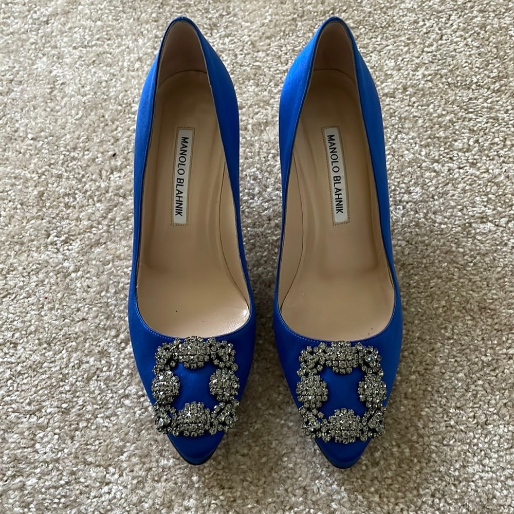 Manolo Blahnik Hangisi 70